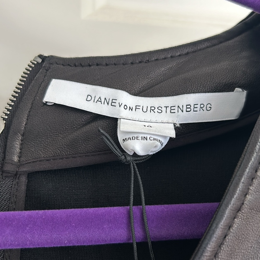 Leather - Picture 3 of 6